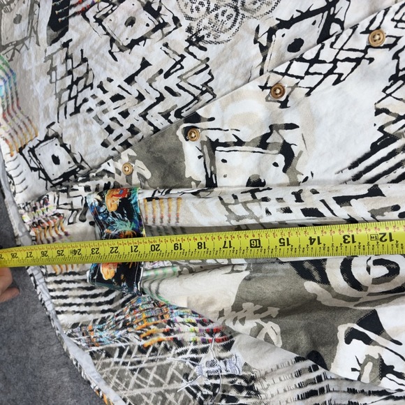 Robert Graham Shirt Men's Large Grass Skirt Surfing Devil Flip Cuff Abstract - Picture 9 of 11